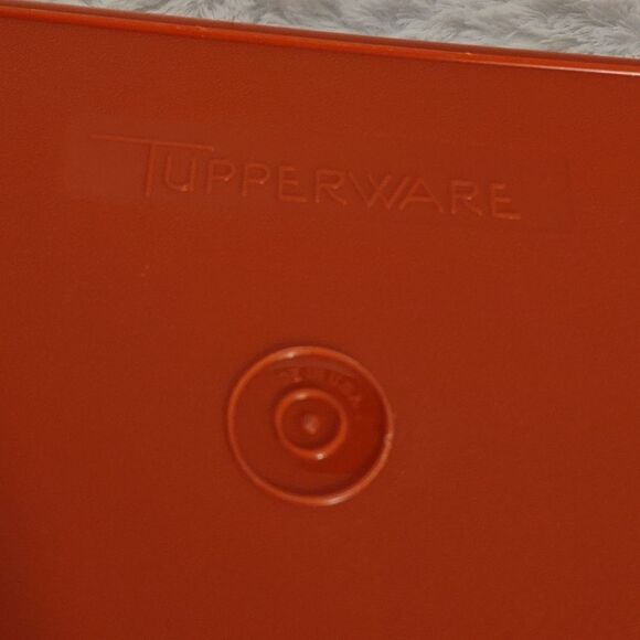 Vtg. Tupperware Rectangle Meat Storage Container - Picture 3 of 6